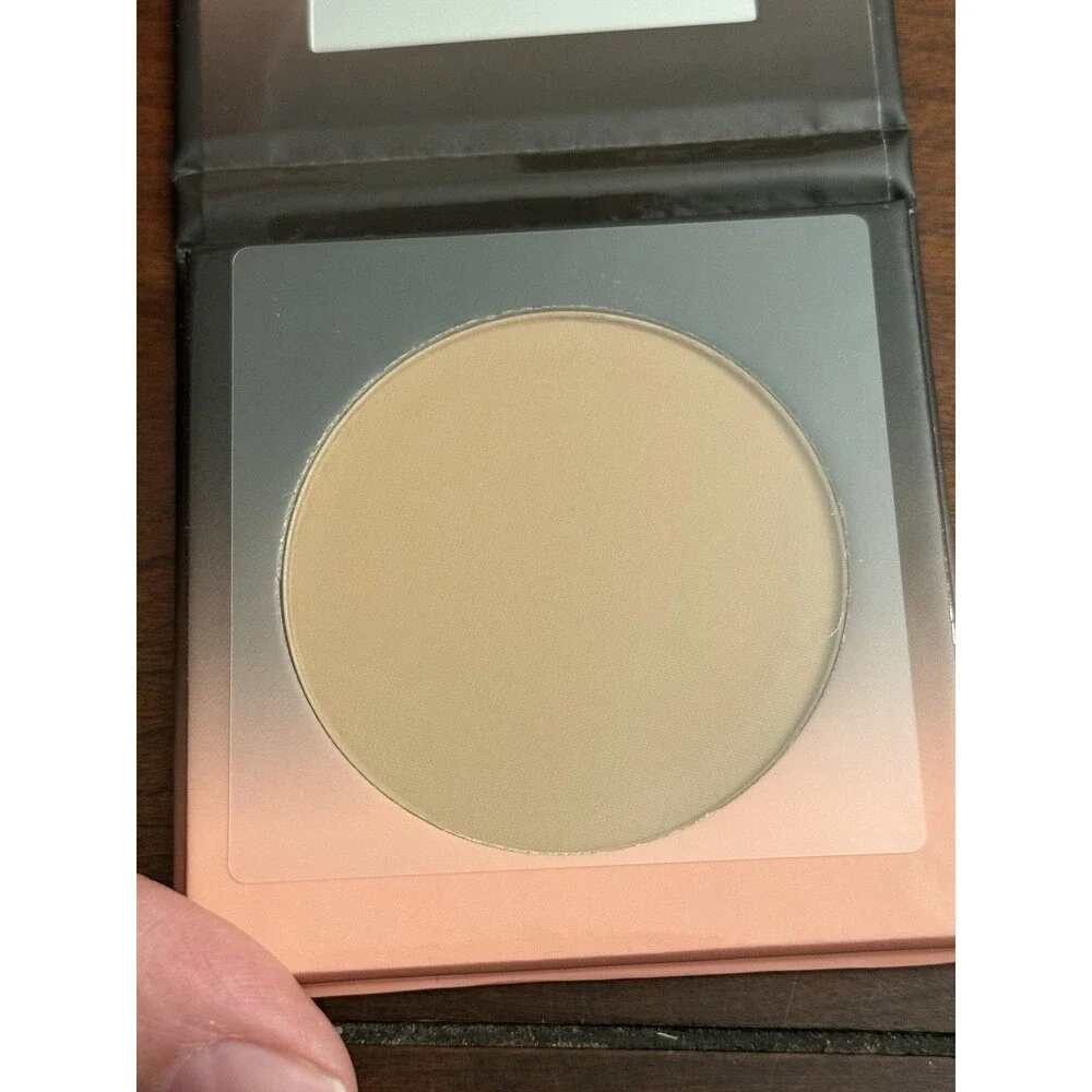 Shades by‎ Shan You are Berry Beautiful latte Bronzer contour 7g Full Size